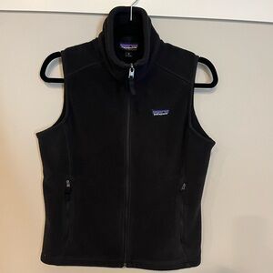 Patagonia Synchilla Women’s Black Vest Size M